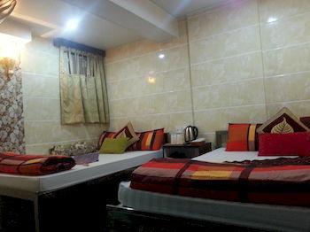 Ranjeet Guest House Hong Kong Exterior photo